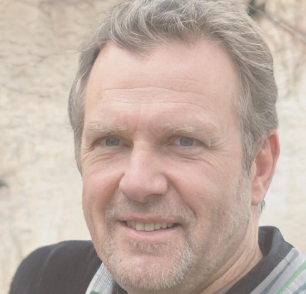 Evander Kessler, Chief Financial Strategist at FlashFlow Connect